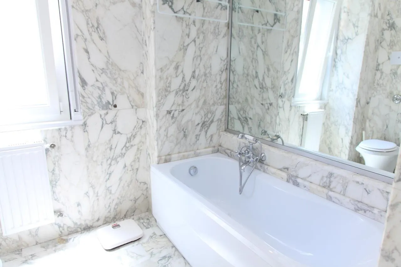 Family House - By Vacation Service Cefalù Appartement